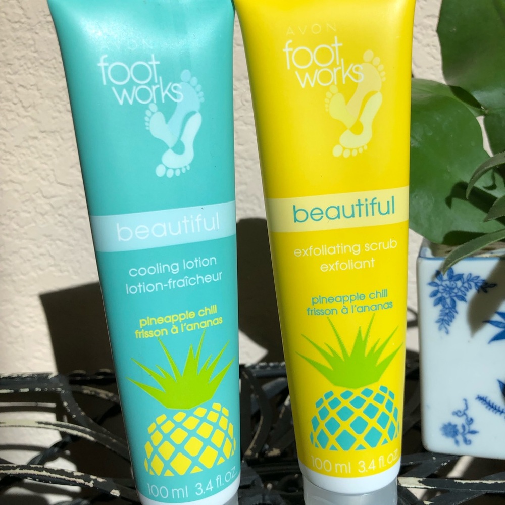 Avon Foot Works Exfoliating & Cooling Lotion pair